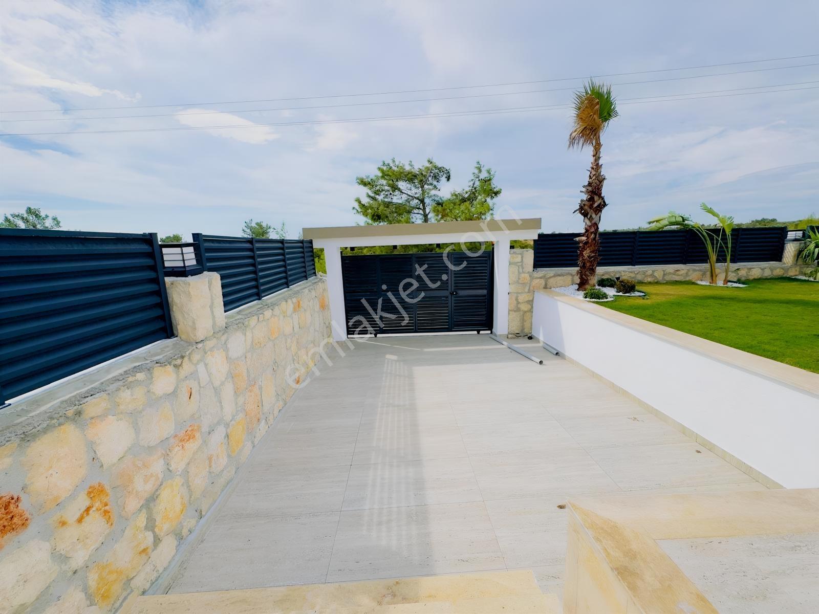 Didimde Satılık 600 M2 Arsa İçinde Alaçatı Mimarili Özel Villa — fotoğraf 18