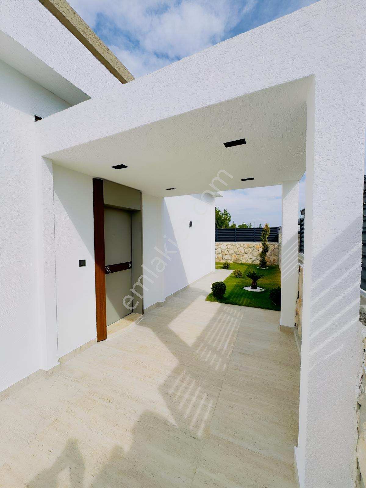 Didimde Satılık 600 M2 Arsa İçinde Alaçatı Mimarili Özel Villa — fotoğraf 19