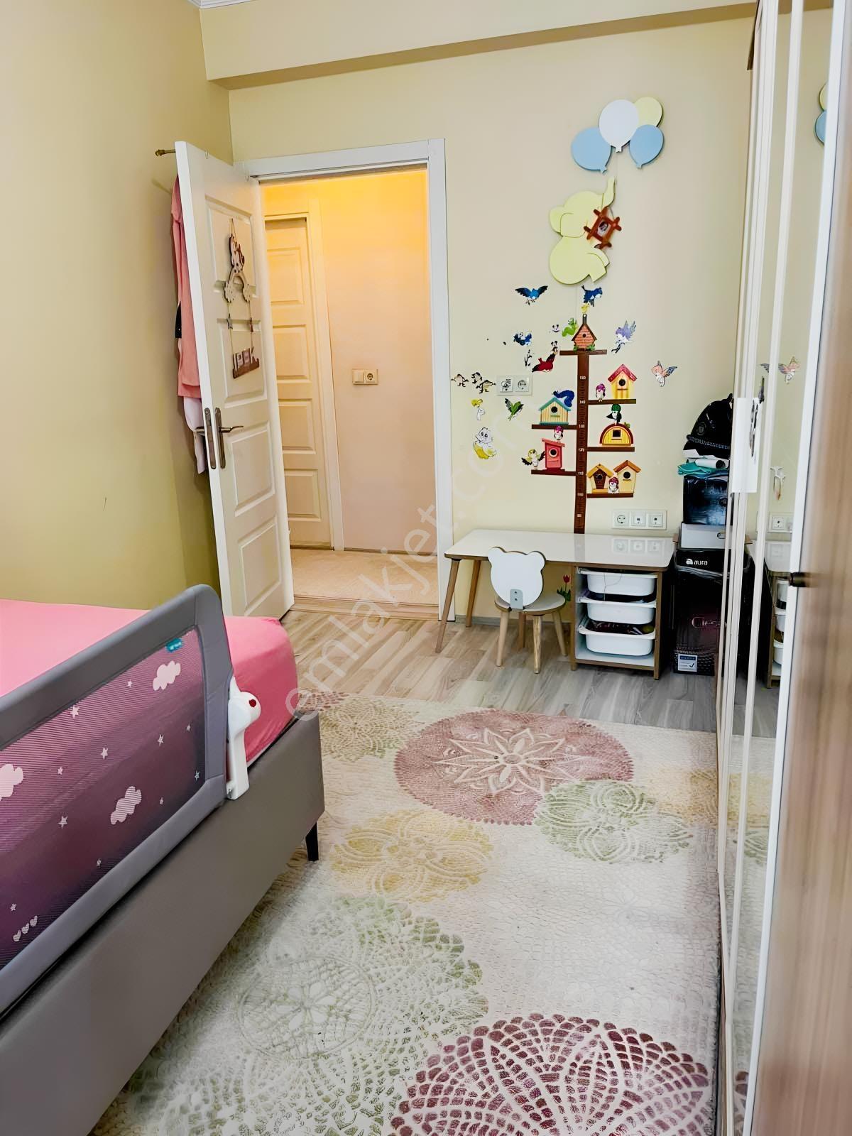 Acil Keçeciler Cad Üzeri 3+1 Arakat Geniş Masrafsız Daire — fotoğraf 5