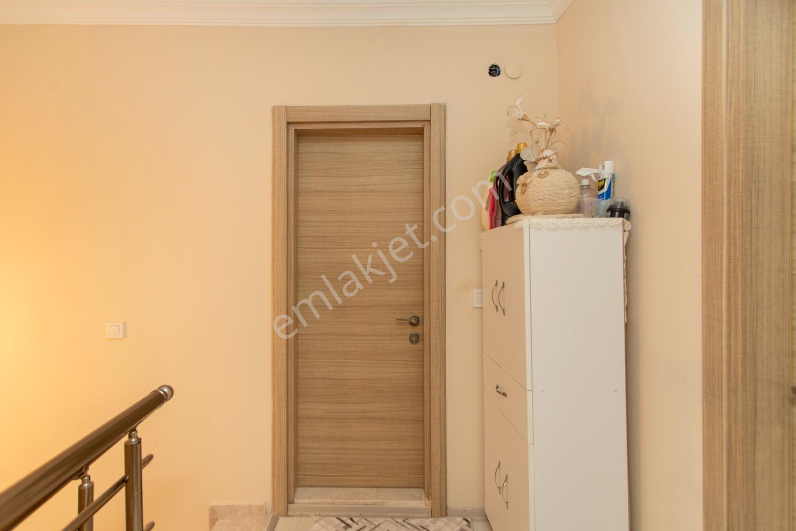 Foça Bağarası Kazım Dirik Mah. Satılık 2+1 Dubleks — fotoğraf 18