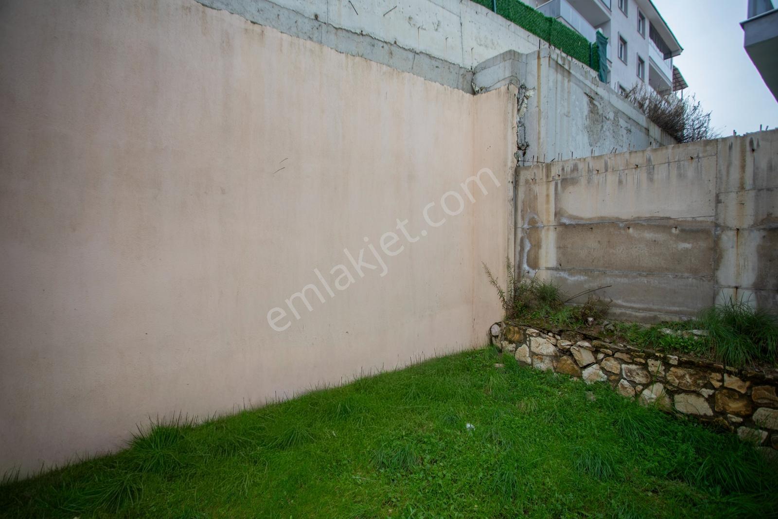 Foça Bağarası Kazım Dirik Mah. Satılık 2+1 Dubleks — fotoğraf 25