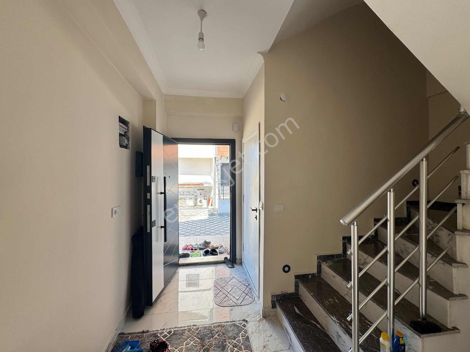 Turyaptan Yıldız Sitesinde Satılık Villa — fotoğraf 20