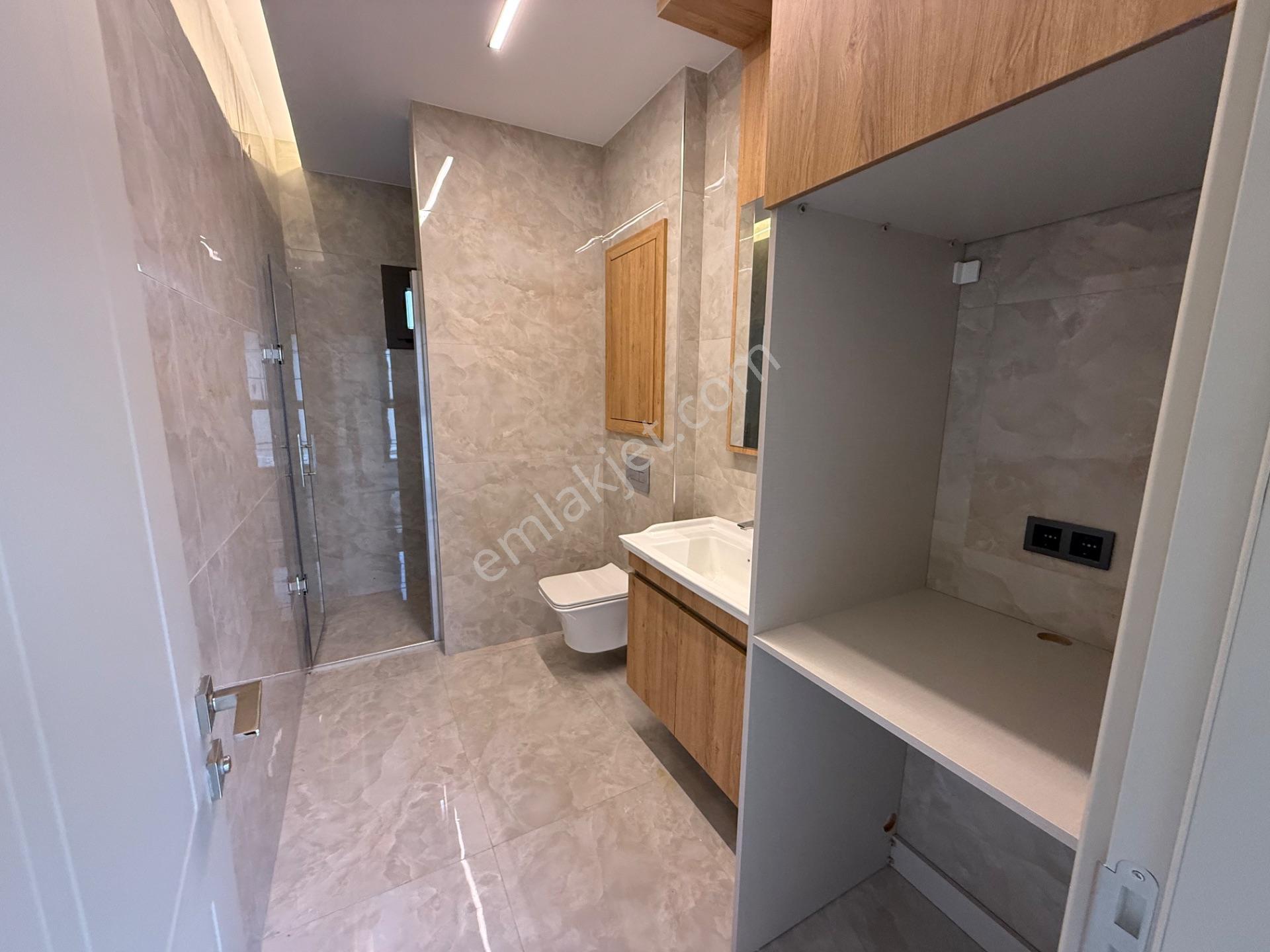 Kuşadası Yavansuda Satılık 500 Metre² Arsa Üzerınde 4 + 1 Vılla — fotoğraf 12