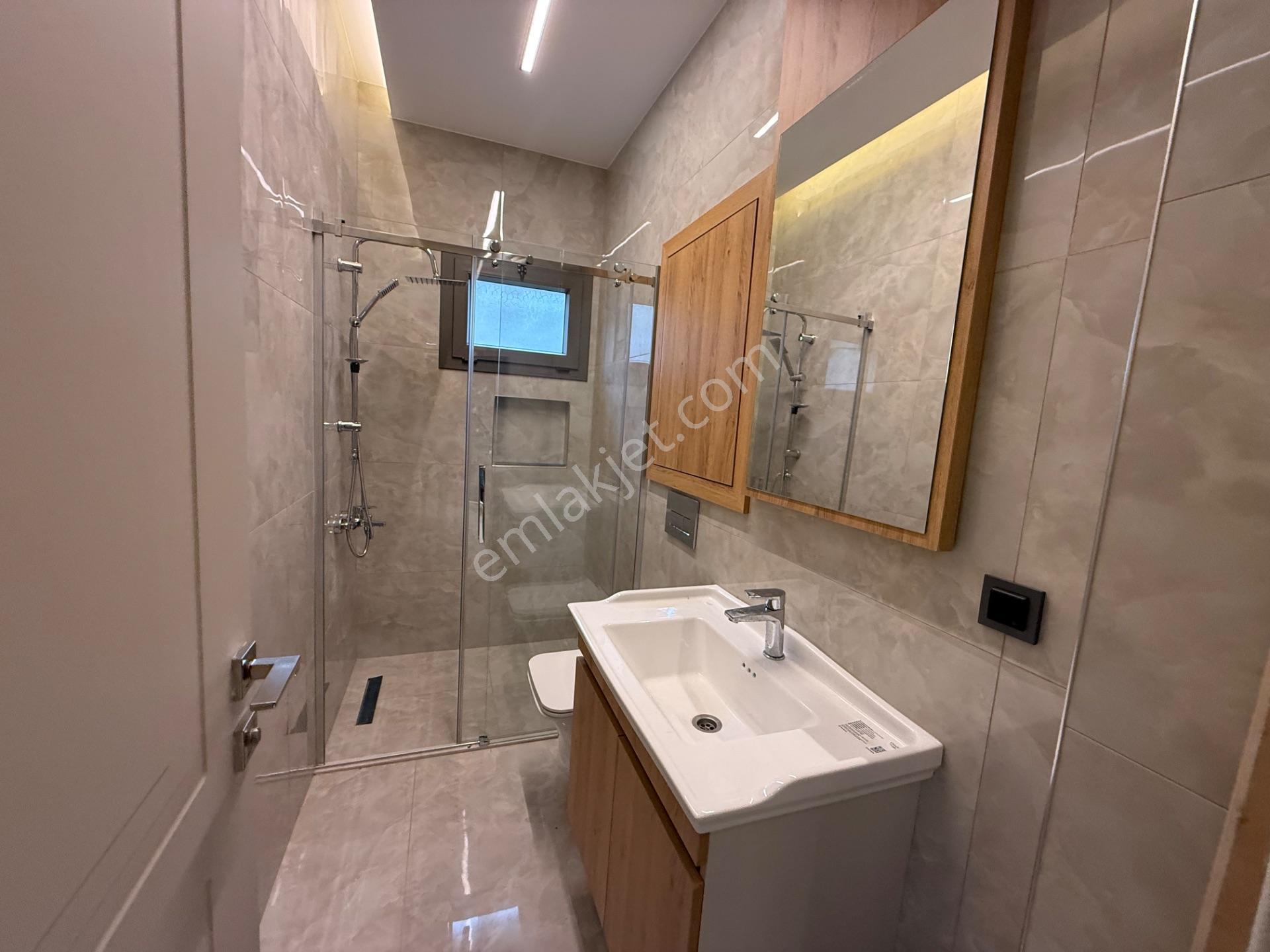 Kuşadası Yavansuda Satılık 500 Metre² Arsa Üzerınde 4 + 1 Vılla — fotoğraf 19