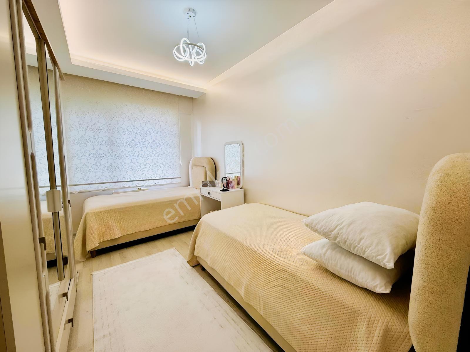 Ekstra Yapılı Lüx 4+1 Sıfır Daire — fotoğraf 18