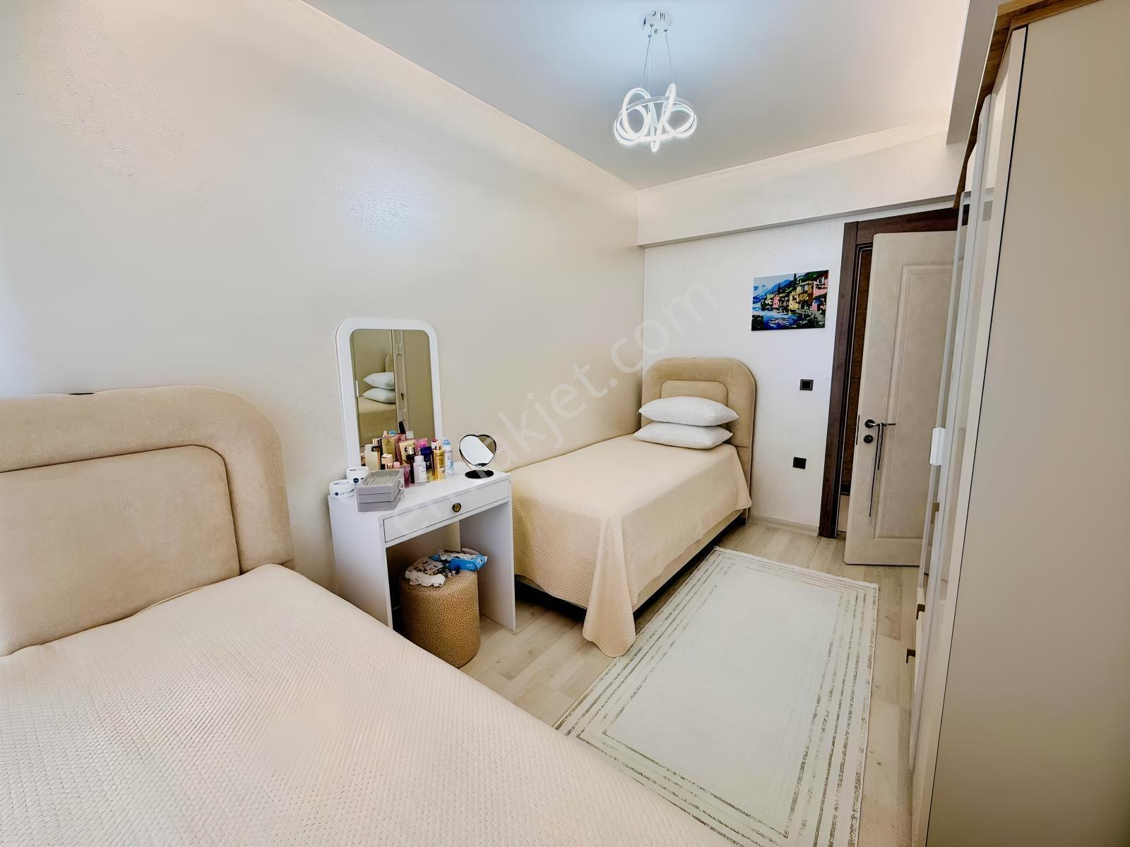 Ekstra Yapılı Lüx 4+1 Sıfır Daire — fotoğraf 19