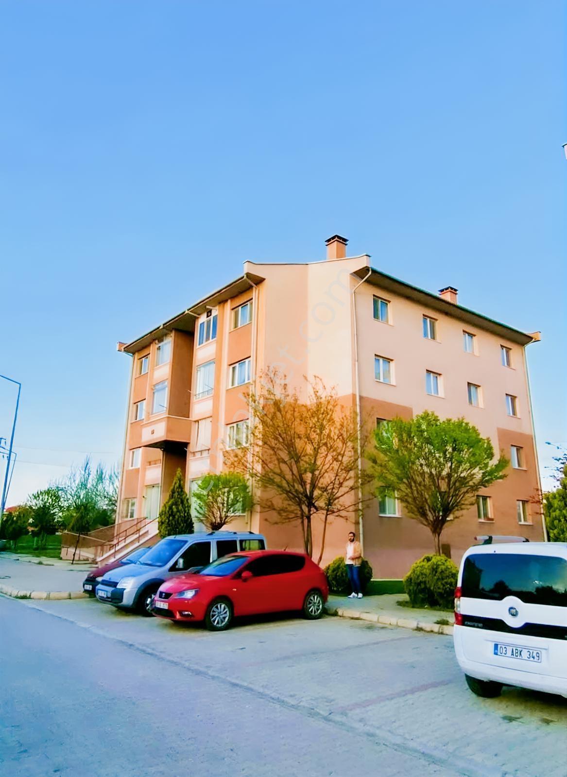 Arakat Satılık 2+1 Daire