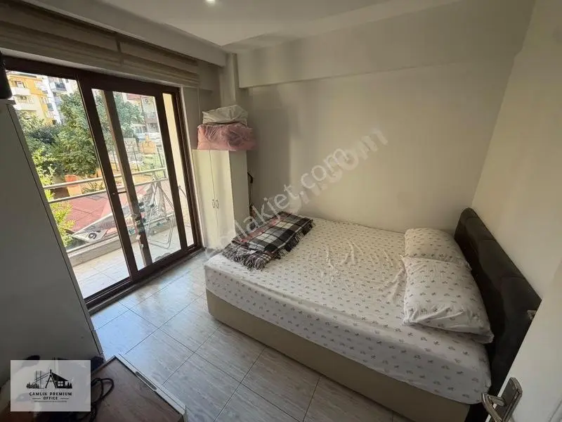 Asmalıevlerde Üniye Yürüme Mesafesinde Arakat-balkonlu 1+1 Daire — fotoğraf 9
