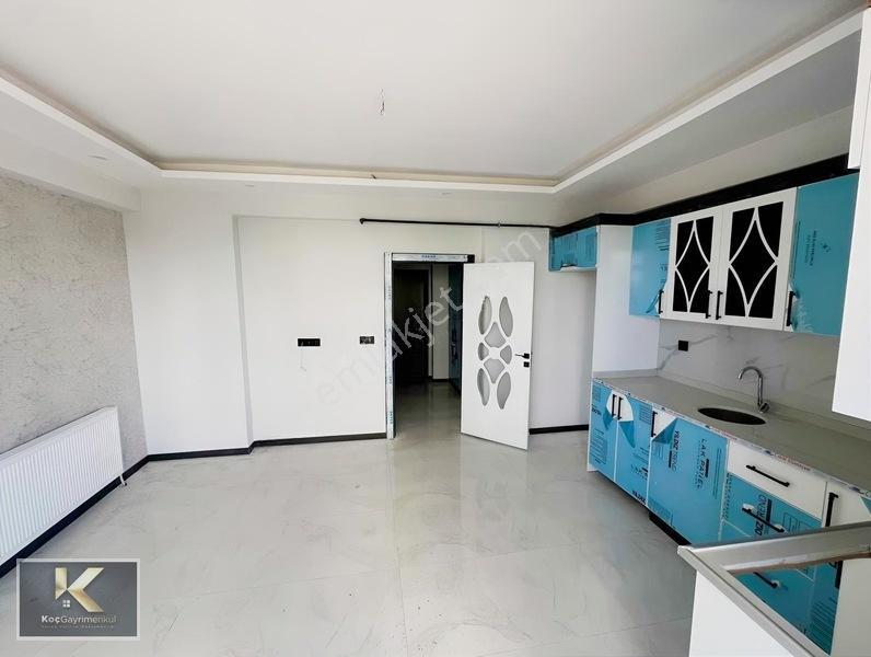 Zümrütkent Caddesi Üzeri Satılık 2+1 Sıfır Daire — fotoğraf 14