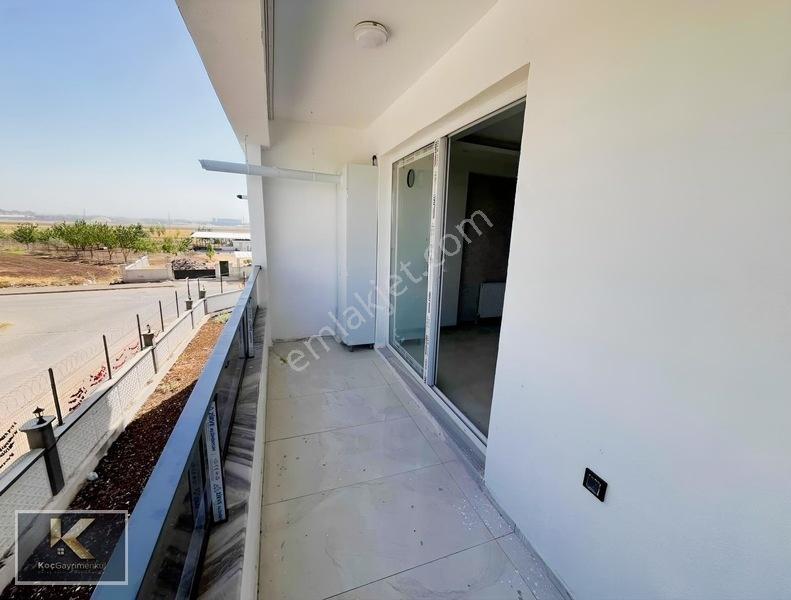 Zümrütkent Caddesi Üzeri Satılık 2+1 Sıfır Daire — fotoğraf 20