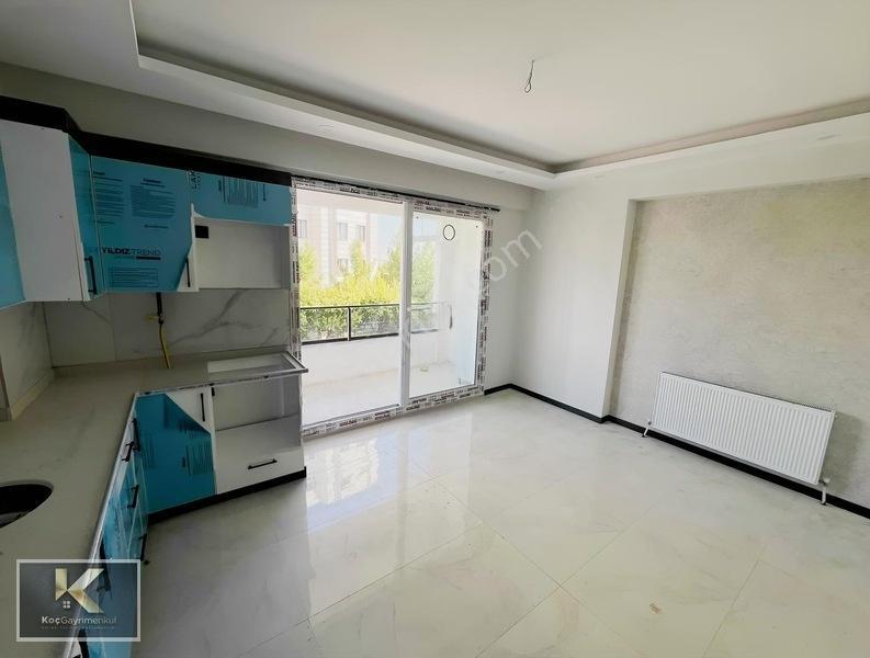 Zümrütkent Caddesi Üzeri Satılık 2+1 Sıfır Daire — fotoğraf 23