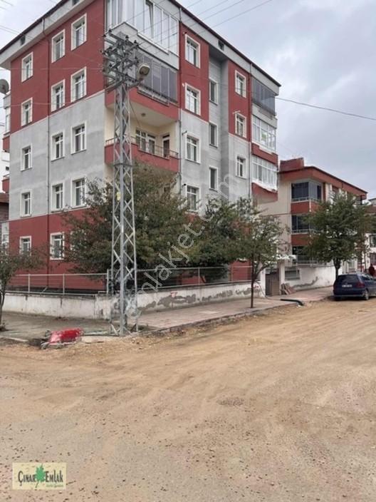 Çınar Emlak'Tan Satılık Daire