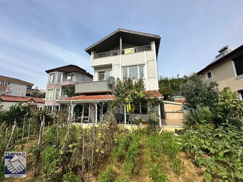 Turyaptan Çınarcık Yalı'Da Denize 600 Mt Mesafede Müstakil Villa