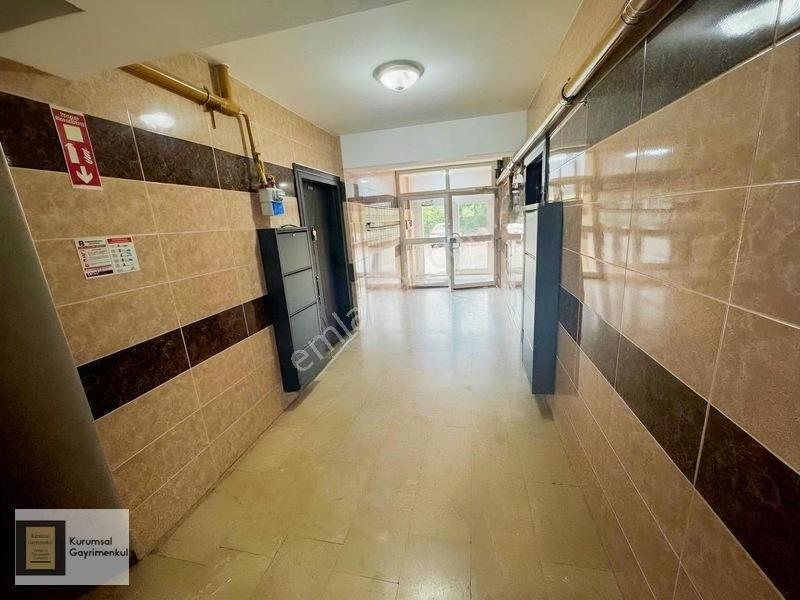 Kurumsal'dan Geçit'te Site İçi Satılık 3+1 Ara Kat Daire — fotoğraf 9