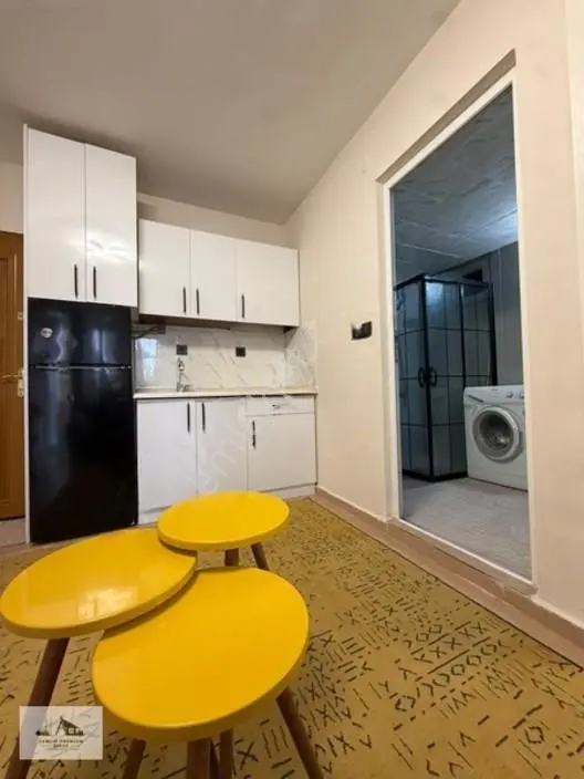 Asmalıevler'de Cadde Üzeri 1+1 Arakat-balkonlu Daire — fotoğraf 4