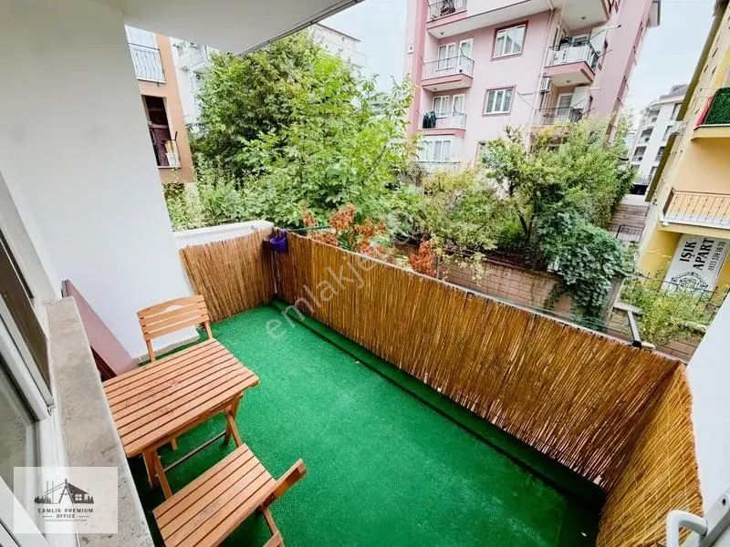Asmalıevler'de Cadde Üzeri 1+1 Arakat-balkonlu Daire — fotoğraf 11