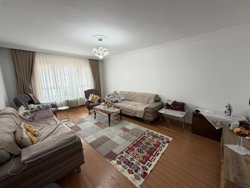 Derman'dan*2+1*kök Tapu*1. Kat*100m2*eyyüp Cami Karşısı* — fotoğraf 5