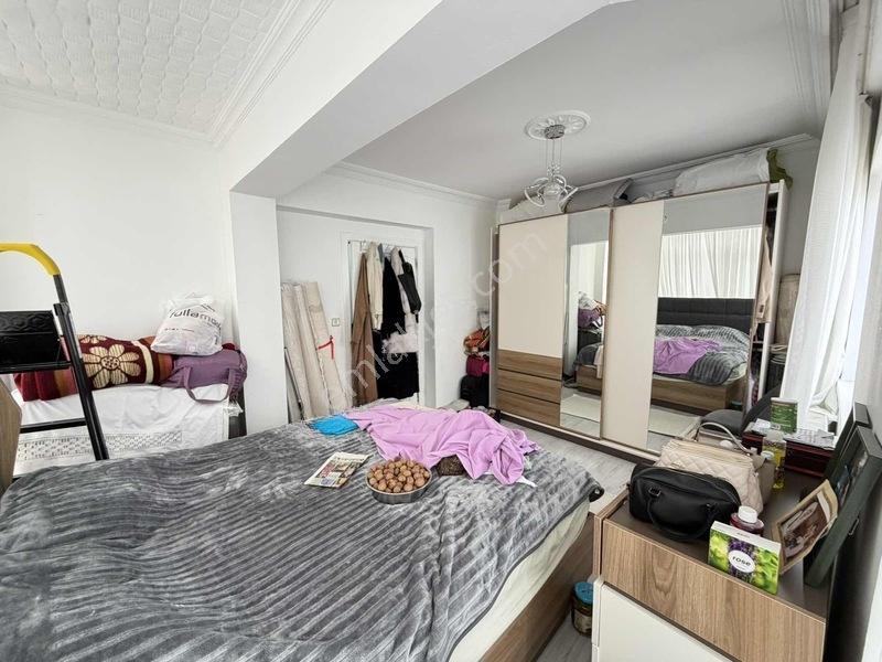 Derman'dan*2+1*kök Tapu*1. Kat*100m2*eyyüp Cami Karşısı* — fotoğraf 15