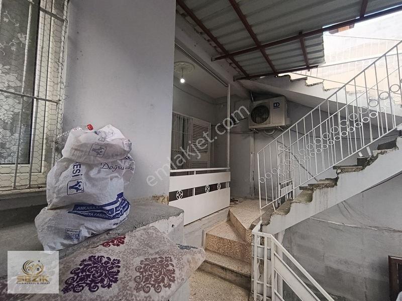 Meydan Mah. Kız Meslek Lisesi Civarı Müstakil Ev Komple Satılık — fotoğraf 3
