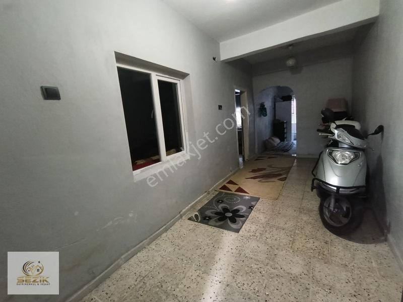 Meydan Mah. Kız Meslek Lisesi Civarı Müstakil Ev Komple Satılık — fotoğraf 4