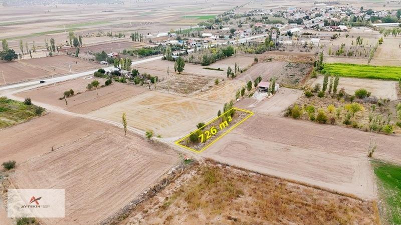 Orhaniye'de 726 M² Kavaklık! Stabilize Yolu Var Bahçe İçin İdeal — fotoğraf 3