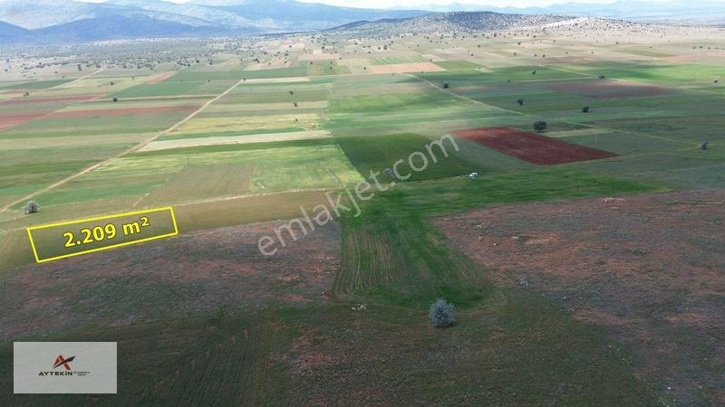 2.209 M² Müstakil Tarla! Yola Sıfır, Akörene Sadece 8 Km! — fotoğraf 2