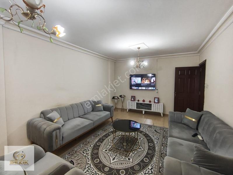Yenibey Mahallesinde Köşebaşı 2 Katlı Bahçeli Garajlı Satılık Ev — fotoğraf 7