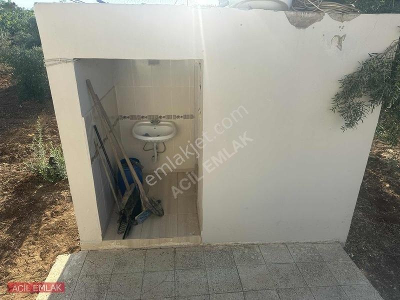 Acil Emlak'tan Gölpınar'da Bağ Evi — fotoğraf 6