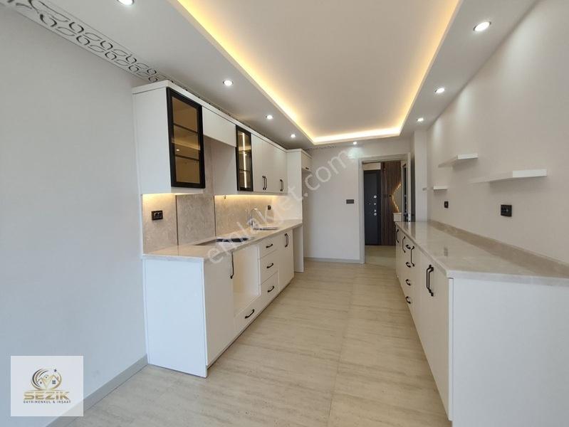 Beyazevler Holiday Otel Civarı 4+1 Lüks Yapılı Satılık Daire — fotoğraf 3