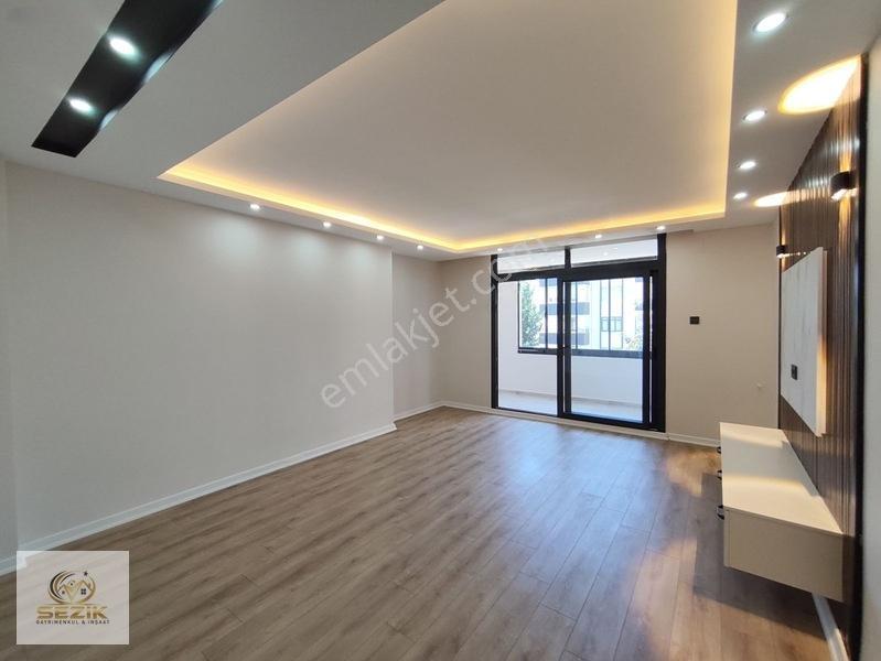 Beyazevler Holiday Otel Civarı 4+1 Lüks Yapılı Satılık Daire — fotoğraf 4