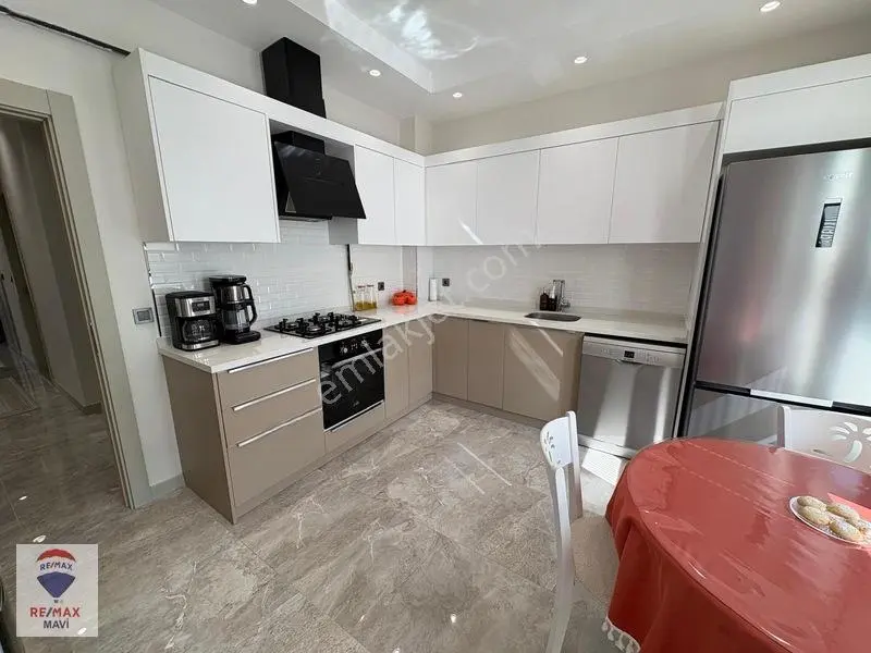 Serdivan Yazlık Site İçi Satılık Arakat Lüks 3+1 Daire — fotoğraf 3