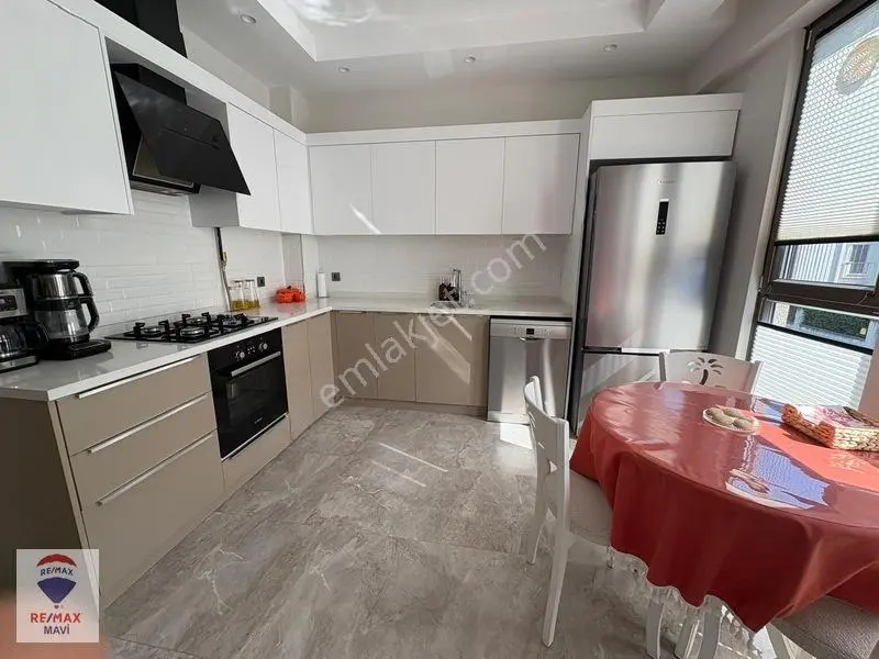 Serdivan Yazlık Site İçi Satılık Arakat Lüks 3+1 Daire — fotoğraf 4