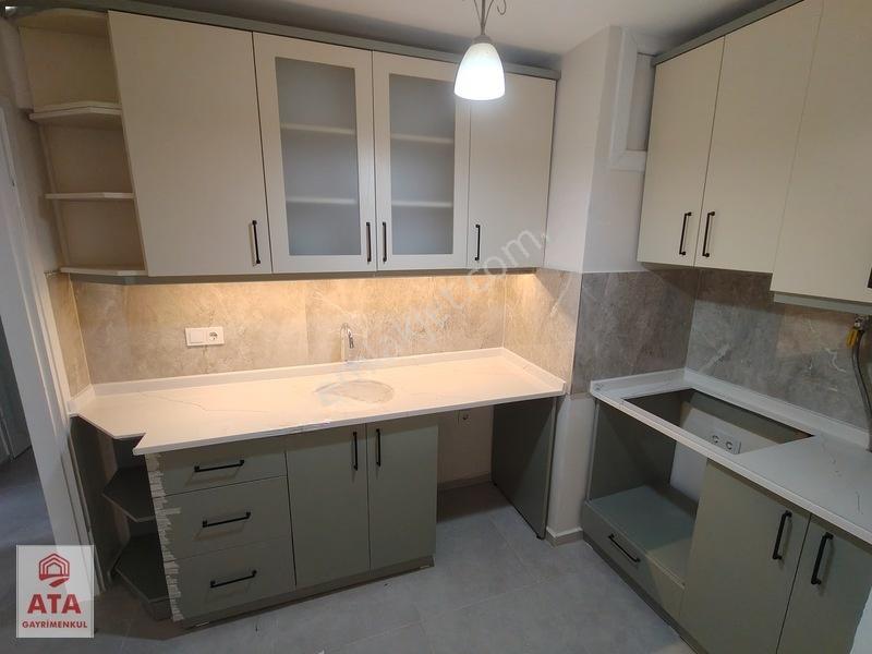Konak Küçükyalı' Da 2+1 Yeni Tadilatlı Doğalgazlı Satılık Daire — fotoğraf 14