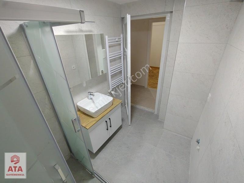 Konak Küçükyalı' Da 2+1 Yeni Tadilatlı Doğalgazlı Satılık Daire — fotoğraf 19