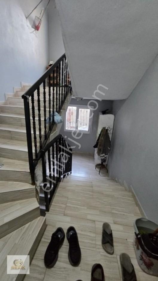 Gülbahçe Mahallesi'nde 2 Katlı Müstakil Ev — fotoğraf 4