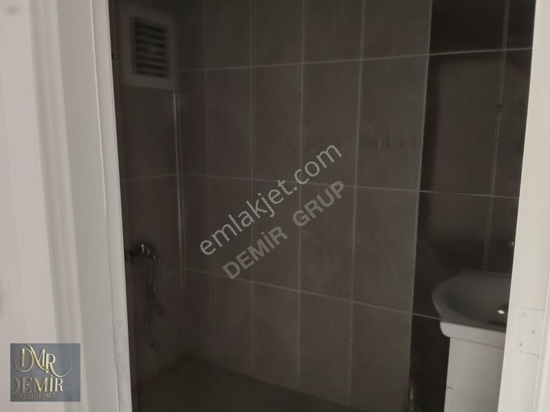 Üniversite Mah. Yunus Emre Blv. Satılık 3+1 Daire 140m² — fotoğraf 17