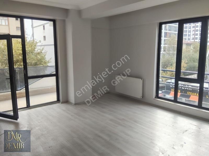 Üniversite Mah. Yunus Emre Blv. Satılık 3+1 Daire 140m² — fotoğraf 27