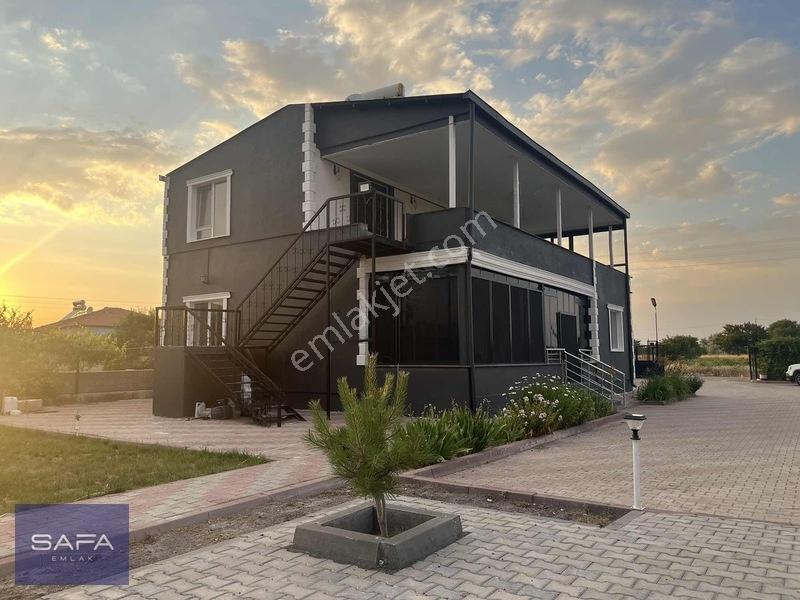 İncesu Süksün Bağlarında Satılık Evli Bağ