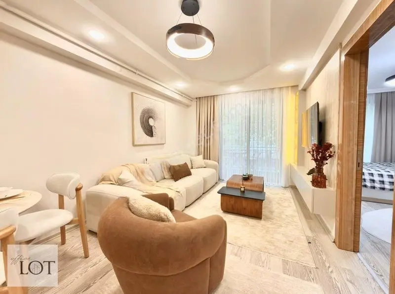 Değirmenönü Mahallesinde Ön Cephe Balkonlu Eşyalı 1,5+1 Apart — fotoğraf 4