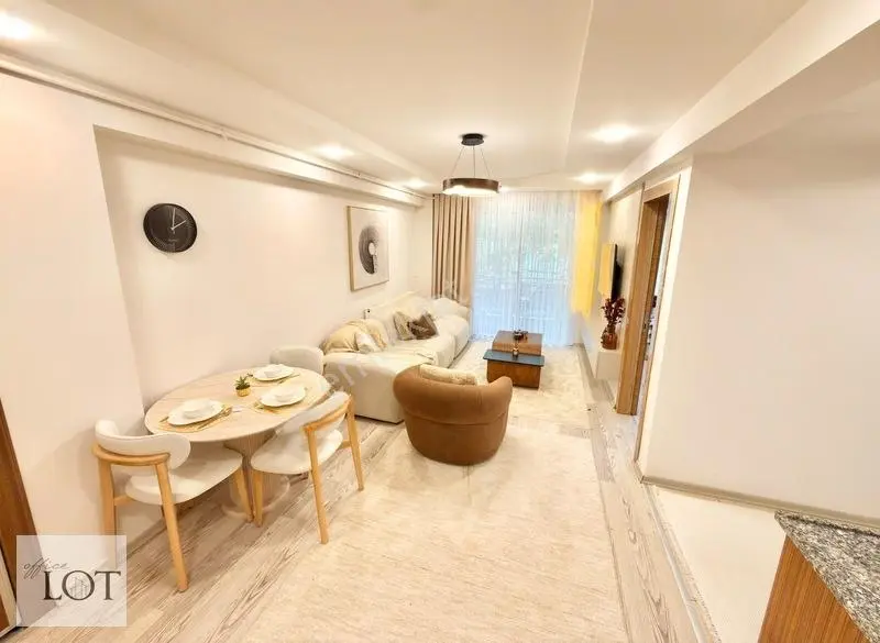 Değirmenönü Mahallesinde Ön Cephe Balkonlu Eşyalı 1,5+1 Apart — fotoğraf 5