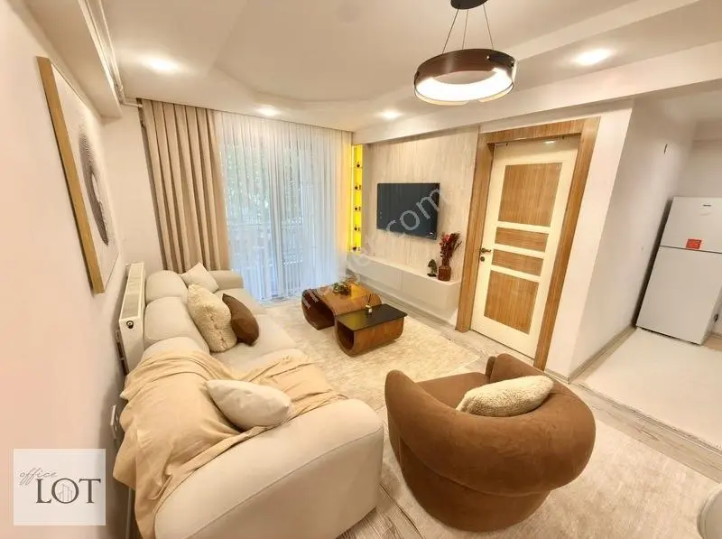 Değirmenönü Mahallesinde Ön Cephe Balkonlu Eşyalı 1,5+1 Apart — fotoğraf 6