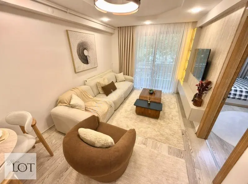Değirmenönü Mahallesinde Ön Cephe Balkonlu Eşyalı 1,5+1 Apart — fotoğraf 11