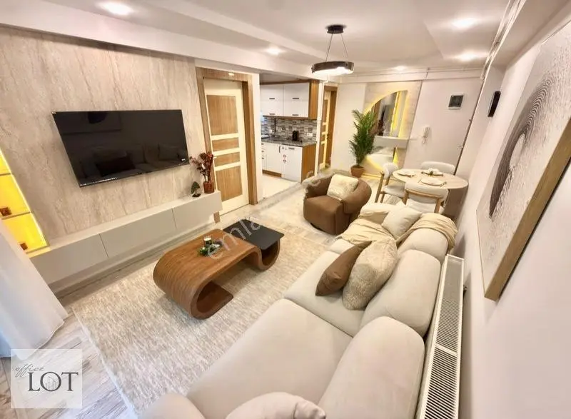 Değirmenönü Mahallesinde Ön Cephe Balkonlu Eşyalı 1,5+1 Apart — fotoğraf 16