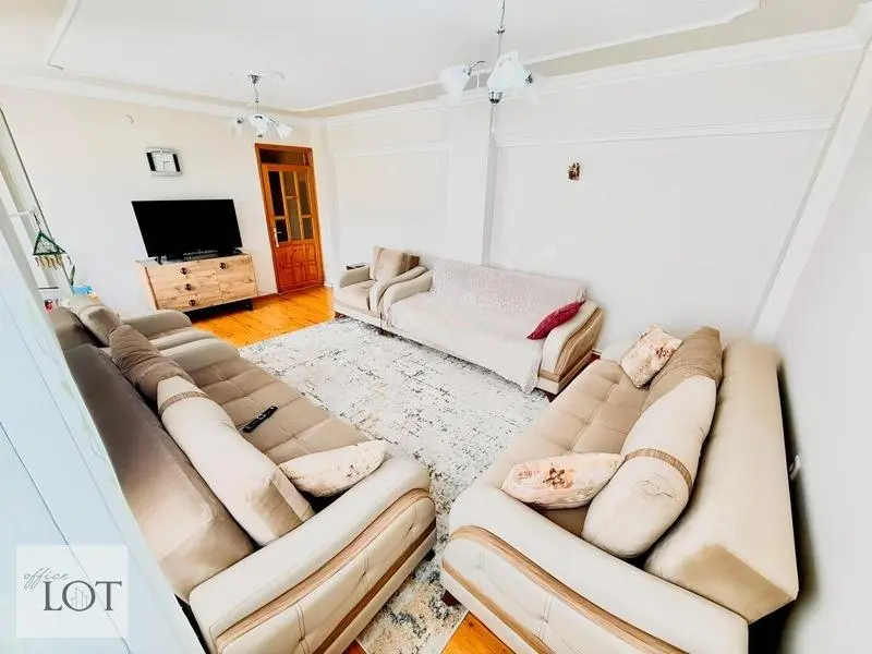 1200 Evler Mahallesinde 3+1 Arakat Çift Cephe Satılık Daire — fotoğraf 4