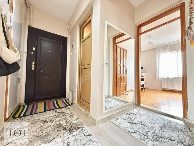 1200 Evler Mahallesinde 3+1 Arakat Çift Cephe Satılık Daire — fotoğraf 16