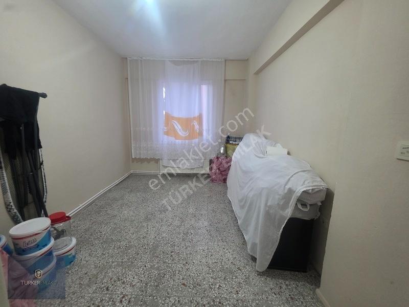 Türker Emlak-merkezde Yatırıma Ve Oturuma Uygun 3+1 Arakat Daire — fotoğraf 20
