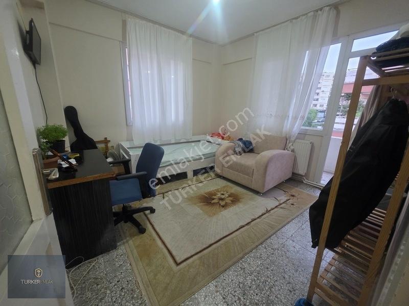 Türker Emlak-merkezde Yatırıma Ve Oturuma Uygun 3+1 Arakat Daire — fotoğraf 24