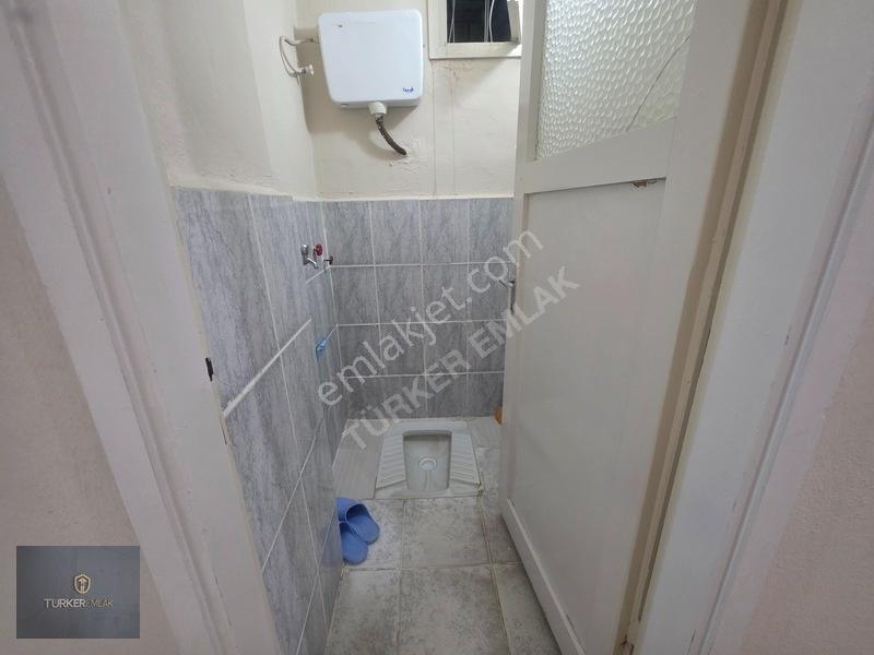 Türker Emlak-merkezde Yatırıma Ve Oturuma Uygun 3+1 Arakat Daire — fotoğraf 29