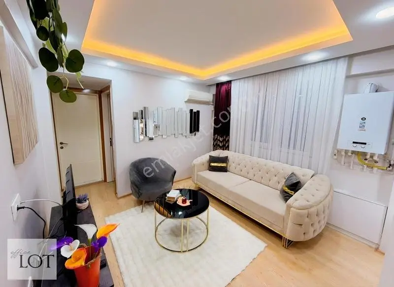 Atalar Mahallesinde Arakat Eşyalı 1+1 Satılık Apart — fotoğraf 7
