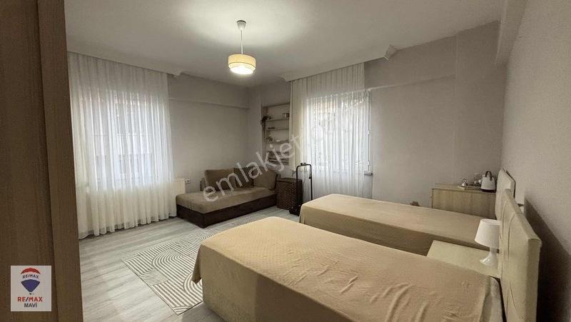 Adapazarı Yenigünde 147 M² 3+1 Ara Kat Daire + 60 M² Dükkân — fotoğraf 15